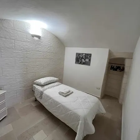 La Rosa D Ernesto Wifi Free 3 Sleeping Places Lejlighed Ostuni